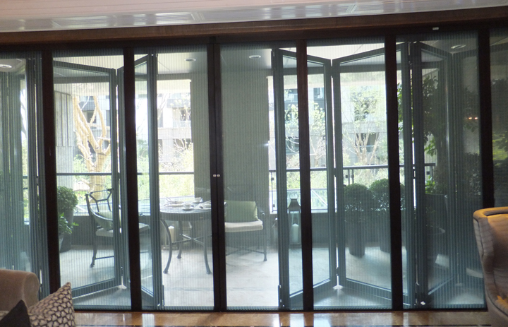 A款无下轨折叠纱门 A款无下轨折叠纱门